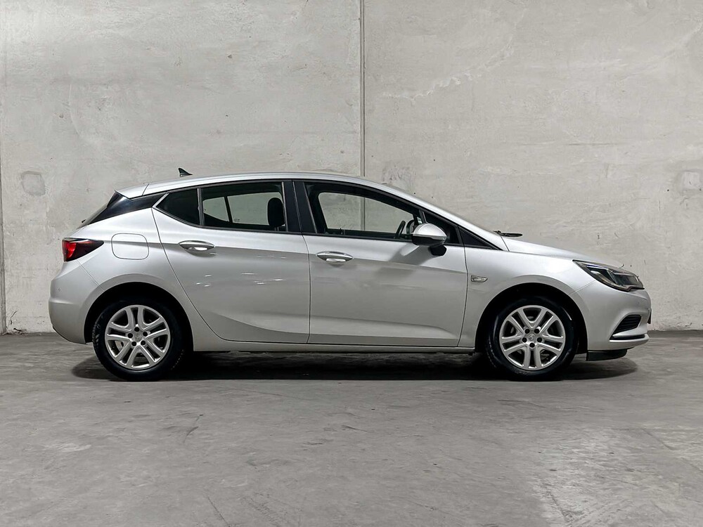 Opel Astra 1.6 CDTI Innovation 110pk 2018, X-562-XN
