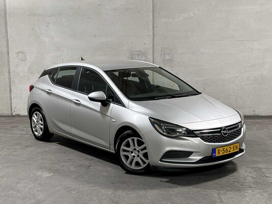 Opel Astra 1.6 CDTI Innovation 110pk 2018, X-562-XN