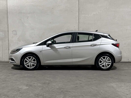 Opel Astra 1.6 CDTI Innovation 110pk 2018, X-562-XN