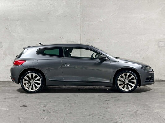 Volkswagen Scirocco 1.4 TSI Highline 122pk 2014 (Origineel-NL), 04-ZLF-5