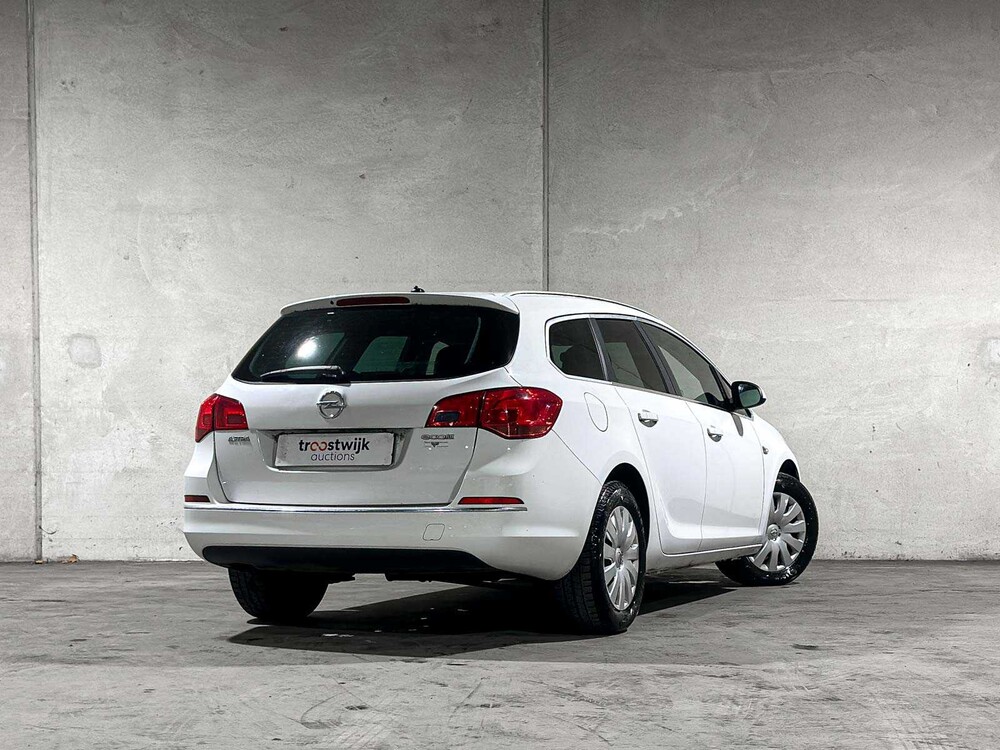 Opel Astra Sports Tourer 1.4 Design Edition 101pk 2013 (Origineel-NL), 5-SJJ-38