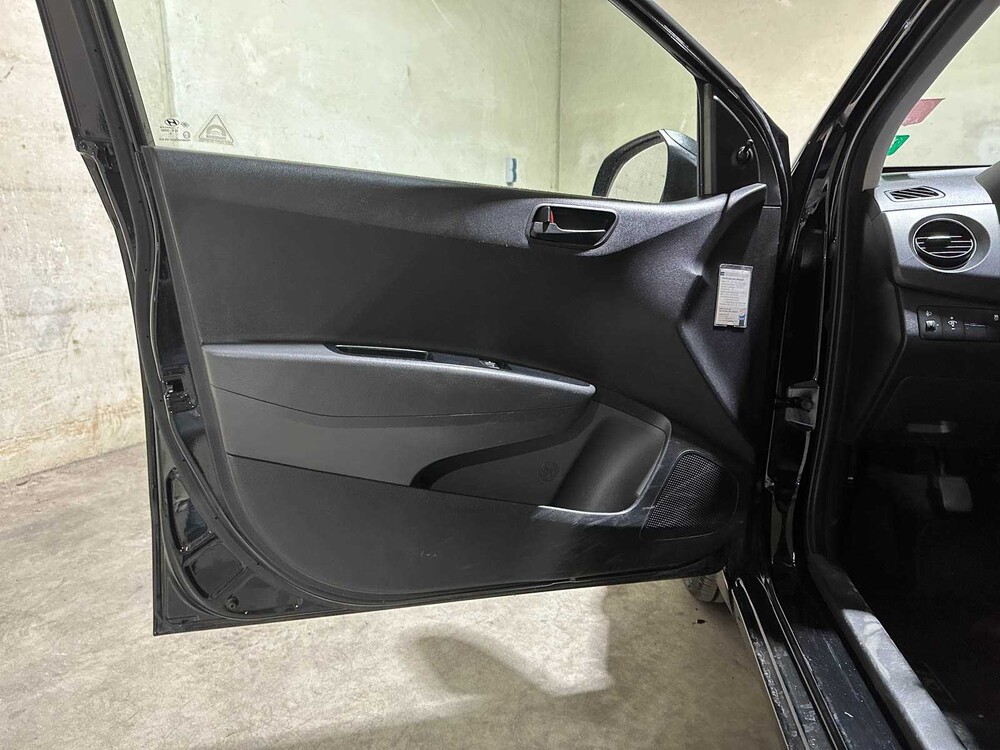 Hyundai i10 1.0i i-Motion 67hp 2018 (Original-NL), PX-587-K