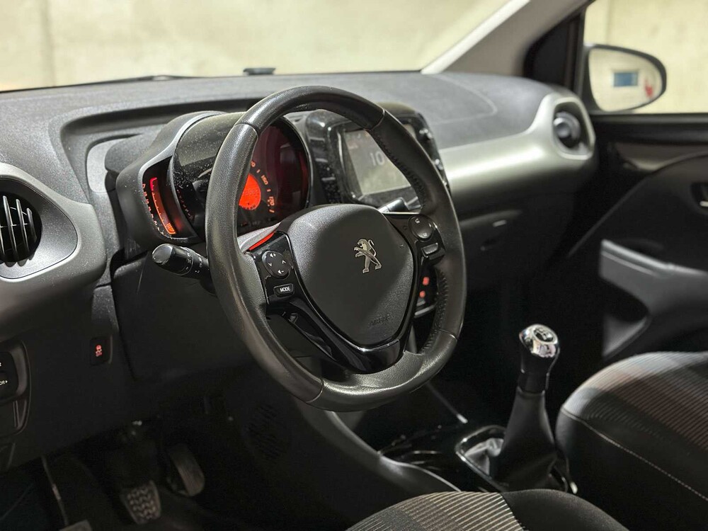 Peugeot 108 1.2 Puretech Allure 82pk 2015, PP-318-L