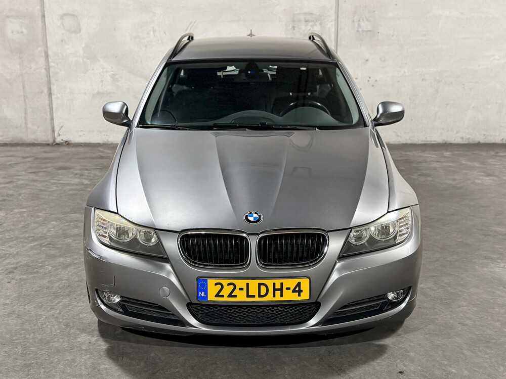 BMW 318i Touring Business Line 3-Reihe (Original-NL), 22-LDH-4