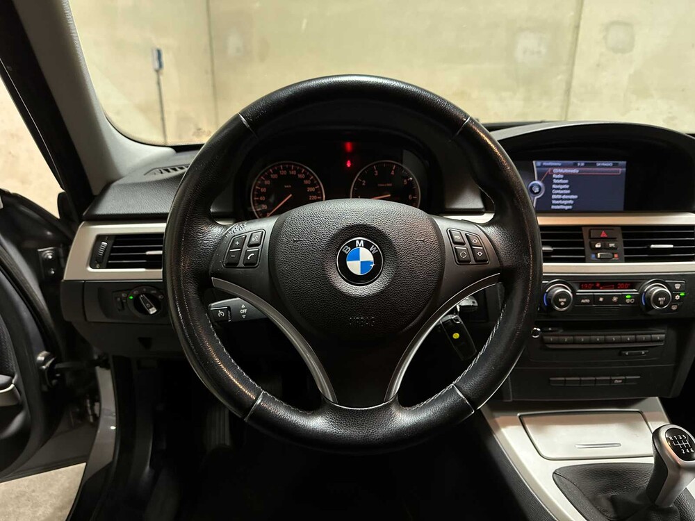 BMW 318i Touring Business Line 3-Reihe (Original-NL), 22-LDH-4