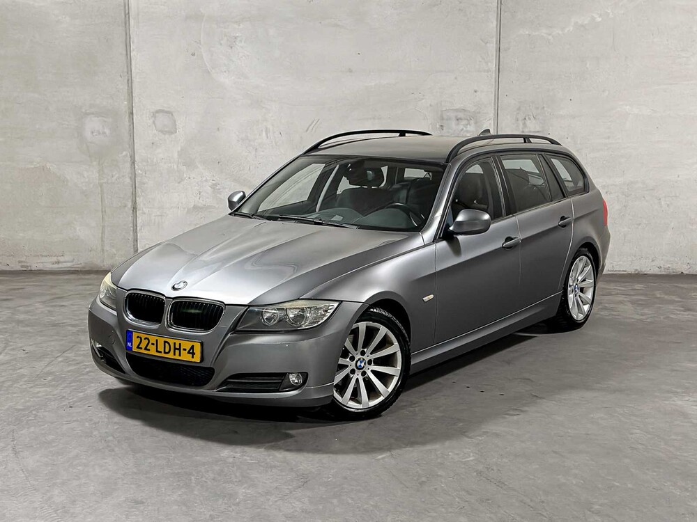 BMW 318i Touring Business Line 3-Reihe (Original-NL), 22-LDH-4