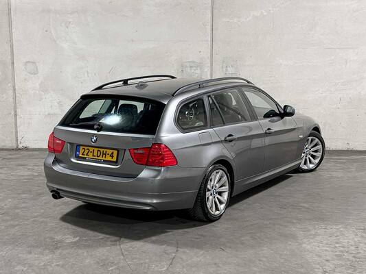 BMW 318i Touring Business Line 3-serie (Origineel-NL), 22-LDH-4