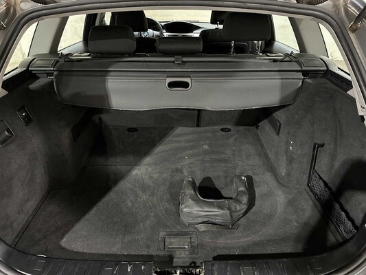 BMW 318i Touring Business Line 3-serie (Origineel-NL), 22-LDH-4
