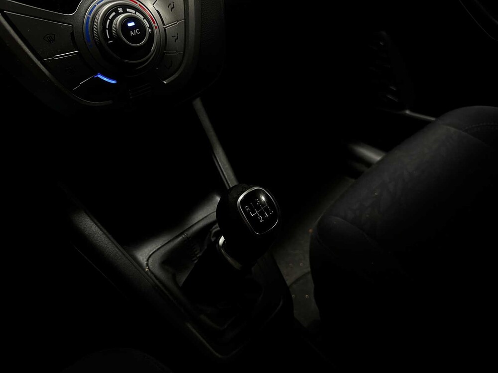Hyundai ix20 1.4 CRDi i-Vision 90pk 2012 (Origineel-NL), 77-XSJ-2