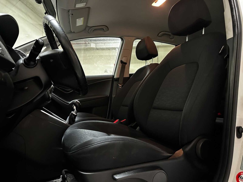 Hyundai ix20 1.4 CRDi i-Vision 90pk 2012 (Origineel-NL), 77-XSJ-2