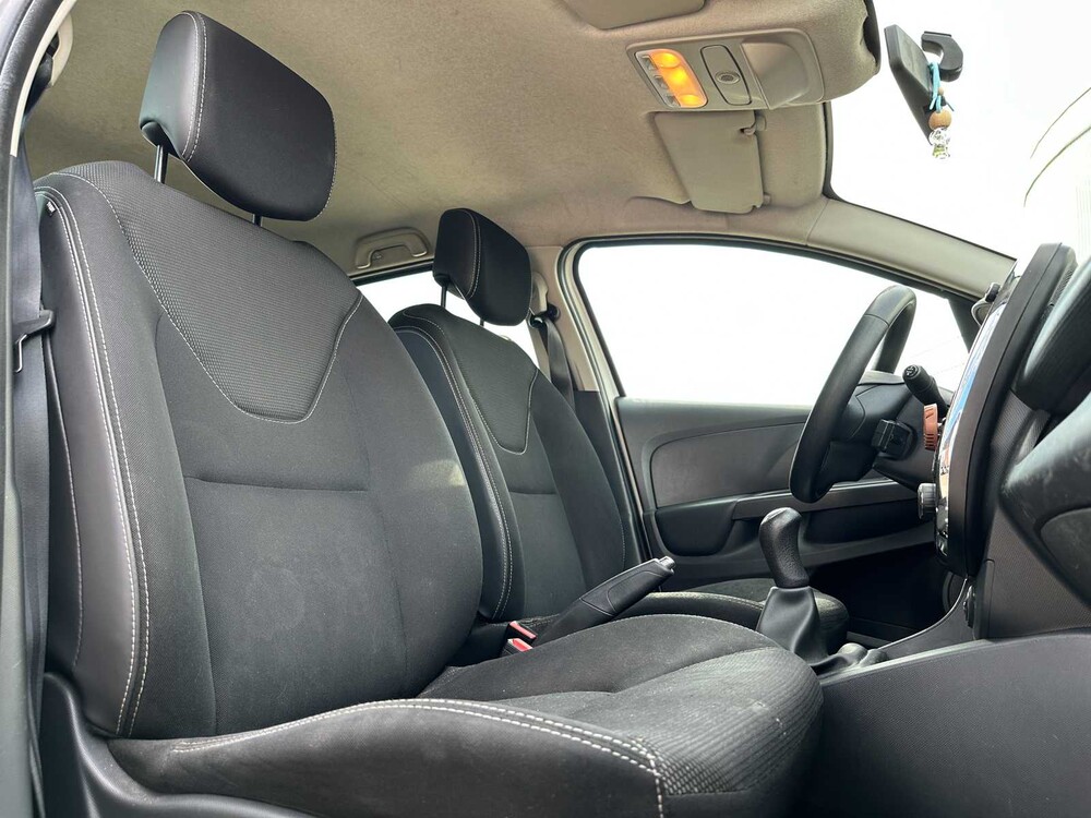 Renault Clio 0.9 TCe Expression 89pk 2014 (Origineel-NL), 2-ZDX-71