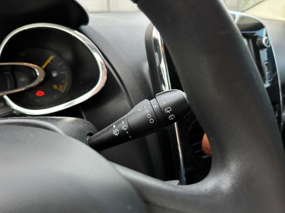 Renault Clio 0.9 TCe Expression 89pk 2014 (Origineel-NL), 2-ZDX-71