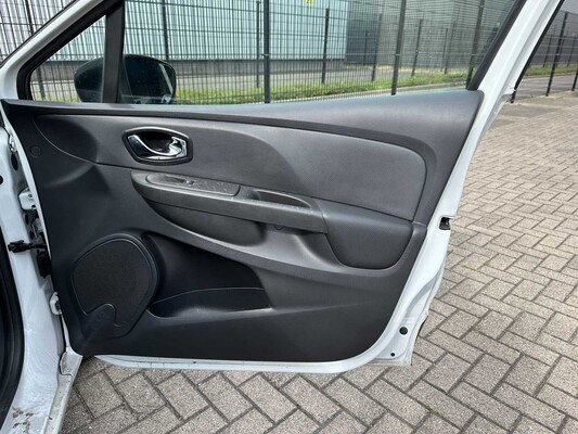 Renault Clio 0.9 TCe Expression 89pk 2014 (Origineel-NL), 2-ZDX-71