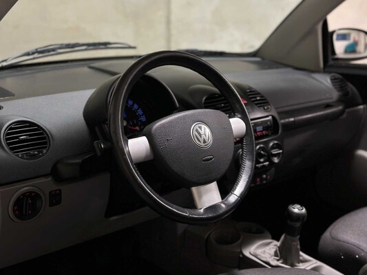 Volkswagen New Beetle Cabriolet 1.4 75pk 2003, JZ-946-D