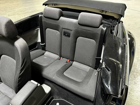 Volkswagen New Beetle Cabriolet 1.4 75pk 2003, JZ-946-D