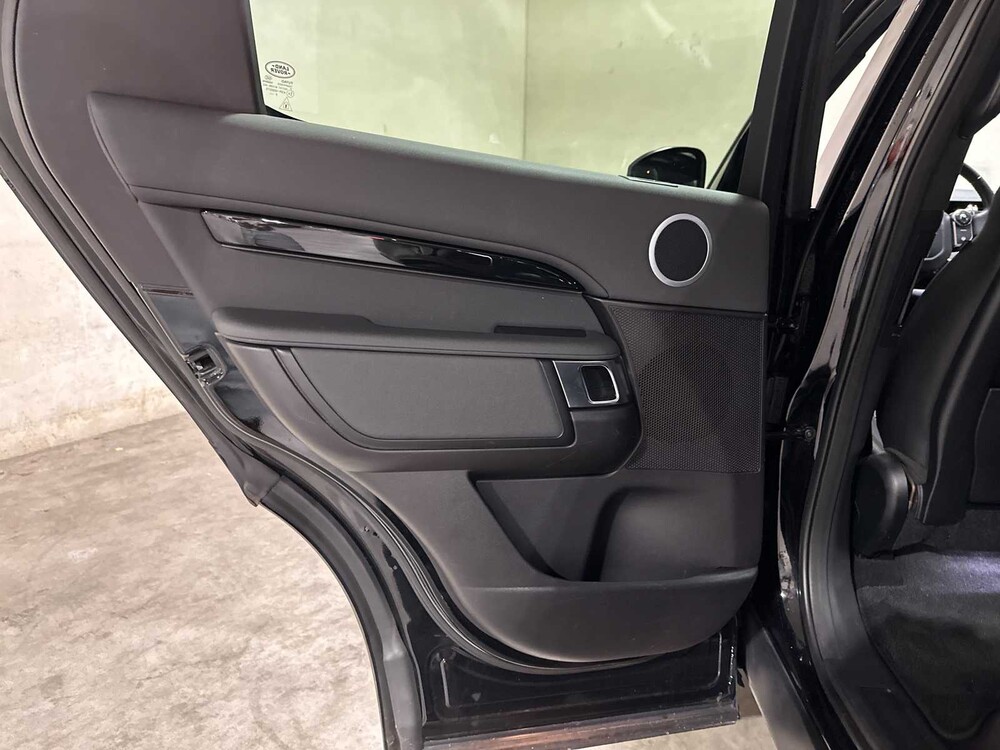Land Rover Discovery 3.0 Td6 HSE Luxury 258 PS 2018 7-Sitzer, T-774-BK