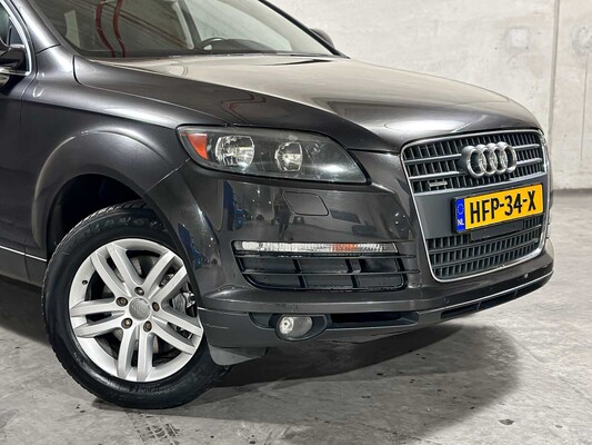 Audi Q7 3.6 FSI V6 quattro 276pk 2009 (7-persoons), HFP-34-X