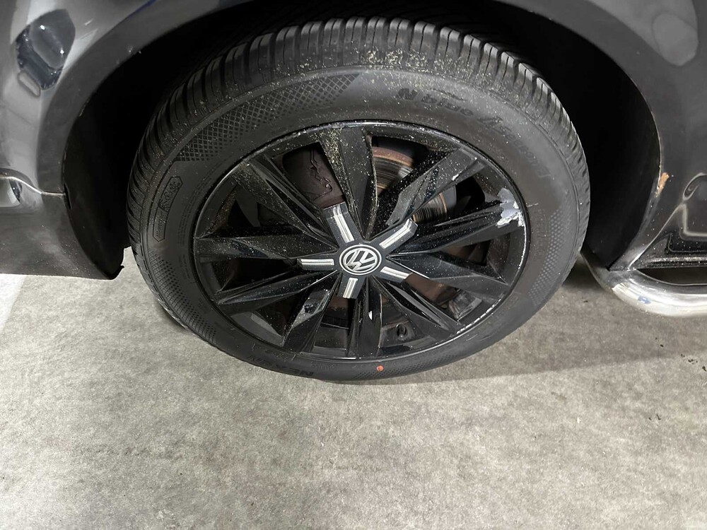 Volkswagen Transporter Multivan 2.0 TDI L2H1 Comfortline Dubbele Cabine 179pk 2011 (Automaat), 9-VTT-02