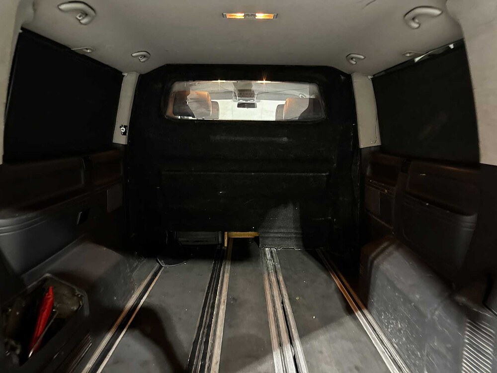 Volkswagen Transporter Multivan 2.0 TDI L2H1 Comfortline Dubbele Cabine 179pk 2011 (Automaat), 9-VTT-02