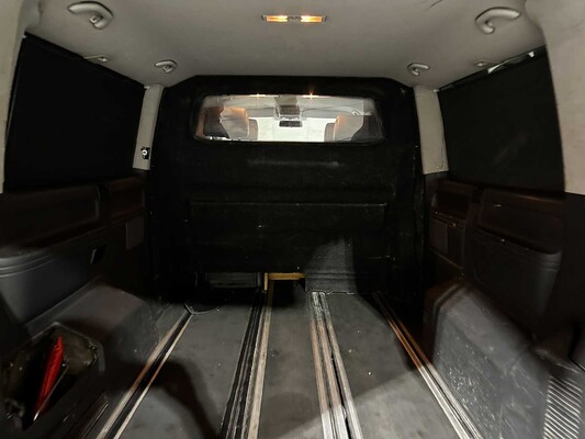 Volkswagen Transporter Multivan 2.0 TDI L2H1 Comfortline Dubbele Cabine 179pk 2011 (Automaat), 9-VTT-02