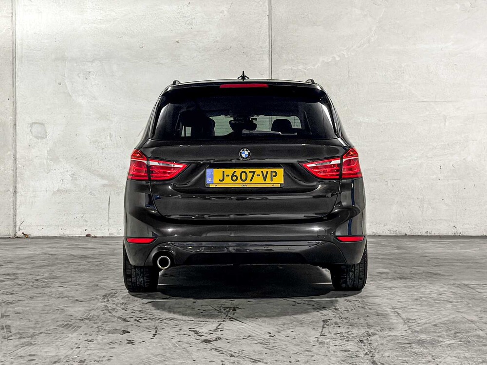 BMW 216i Gran Tourer High Executive 109pk 2019, J-607-VP