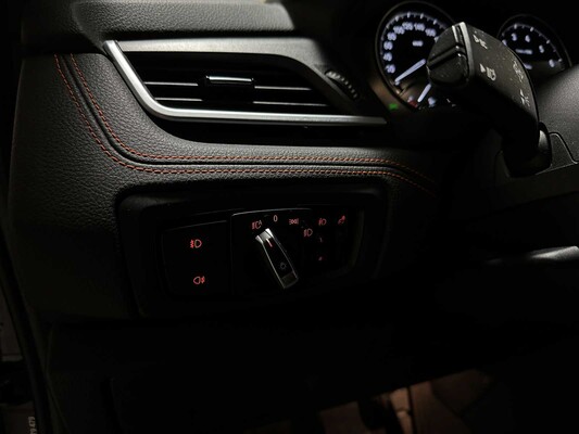 BMW 216i Gran Tourer High Executive 109pk 2019, J-607-VP