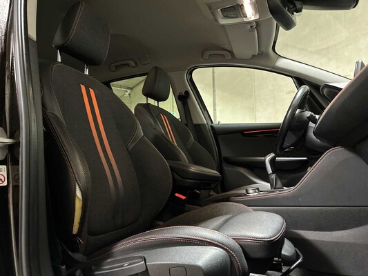 BMW 216i Gran Tourer High Executive 109pk 2019, J-607-VP