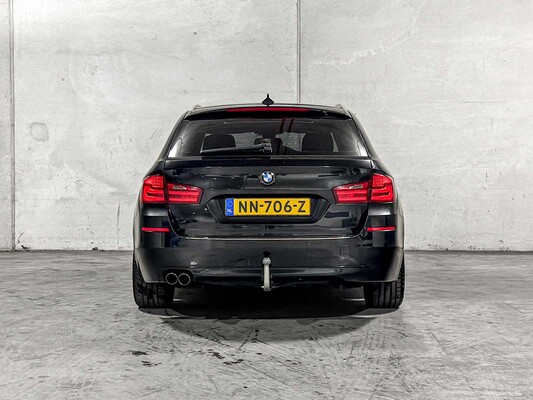 BMW 520d Touring High Executive M Sport 184pk 2013 5-serie, NN-706-Z