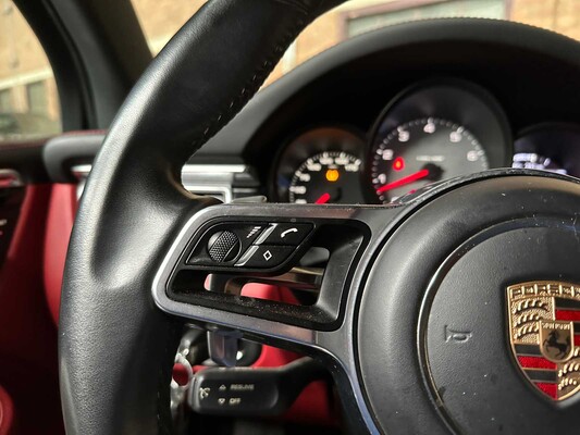 Porsche Macan S 3.0 V6 340pk 2014