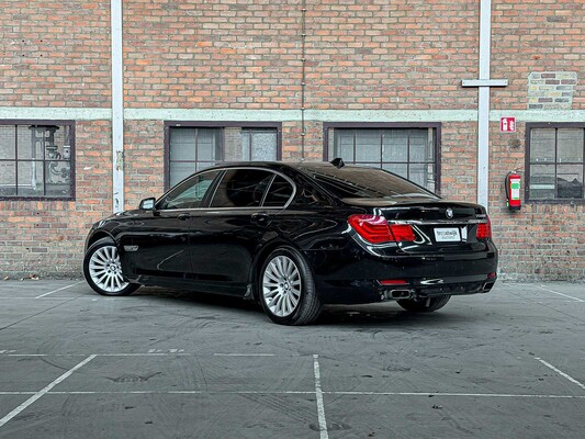 BMW 750Li xDrive 4.4 V8 7-serie 408pk 2012