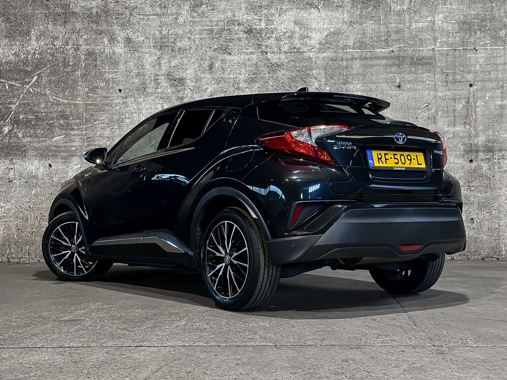 Toyota C-HR 1.8 Hybrid Executive 122pk 2017 (Origineel-NL), RF-509-L