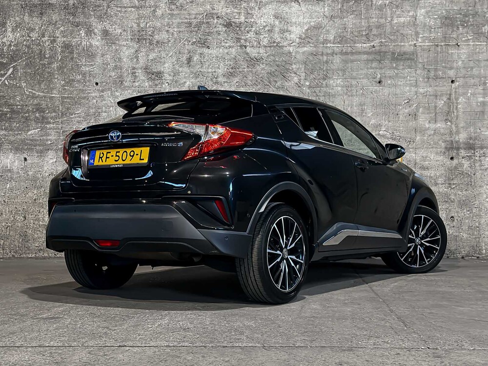 Toyota C-HR 1.8 Hybrid Executive 122pk 2017 (Origineel-NL), RF-509-L