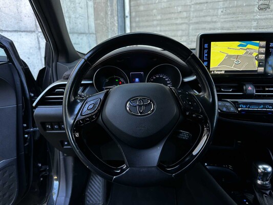Toyota C-HR 1.8 Hybrid Executive 122pk 2017 (Origineel-NL), RF-509-L
