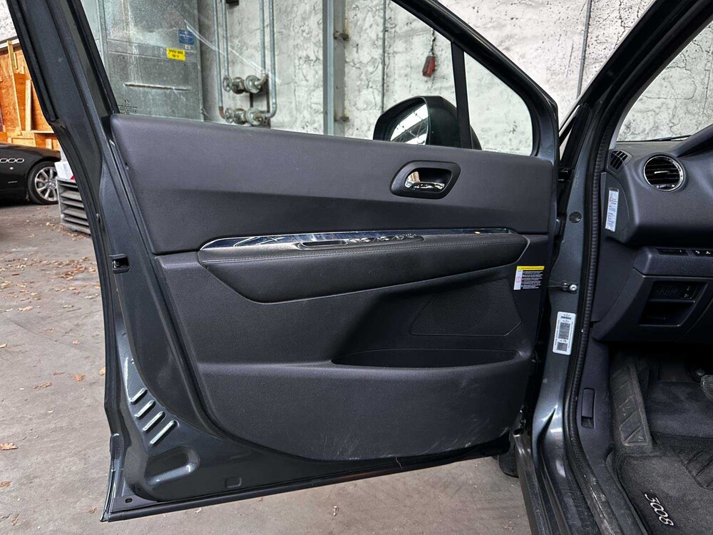 Peugeot 3008 1.6 THP ST 156pk 2011 (Origineel-NL), 09-PTJ-7
