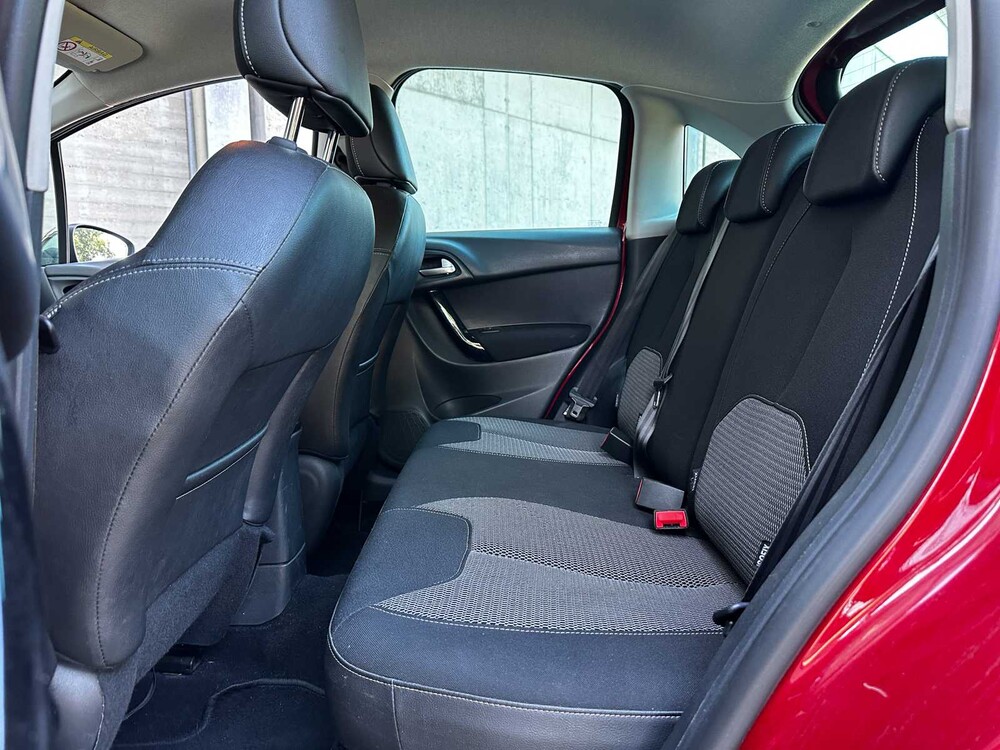 Citroen C3 1.2 PureTech Collection 80pk 2014 (Origineel-NL), 6-XRZ-07