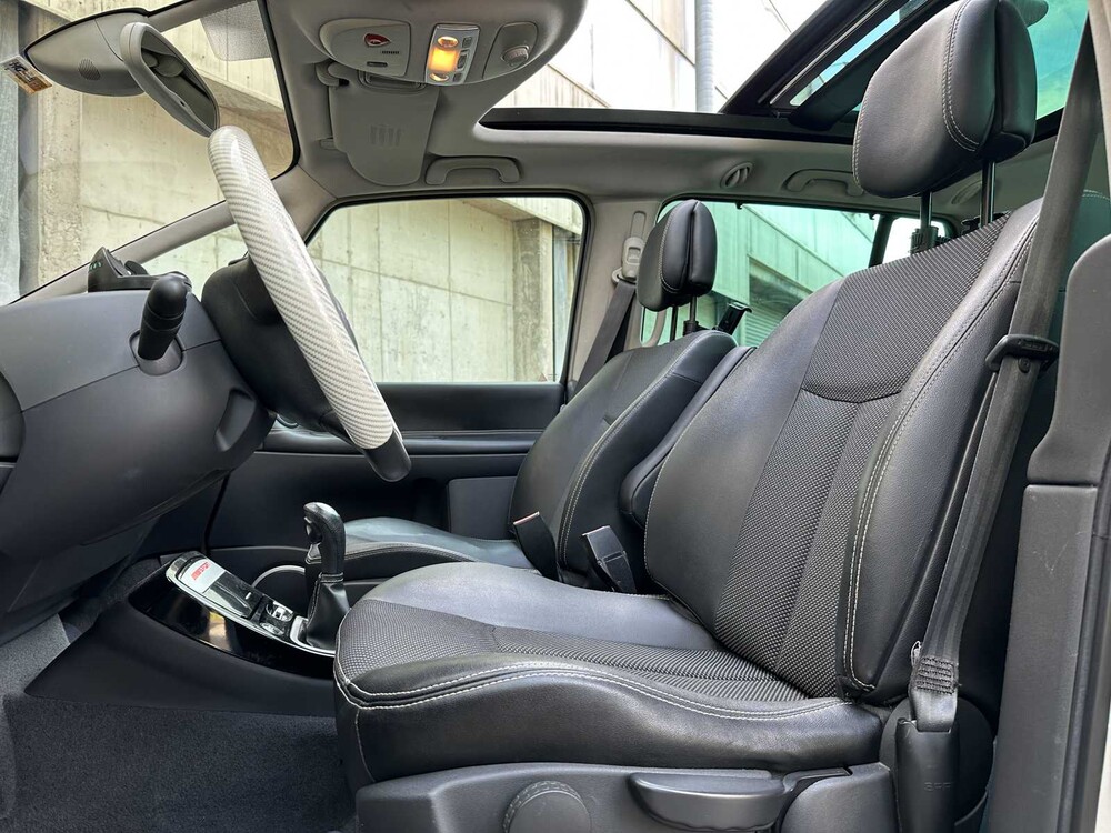 Renault Grand Espace 2.0 dCi Celsium 173pk 2012 (Origineel-NL) 7-persoons, 34-SZP-9