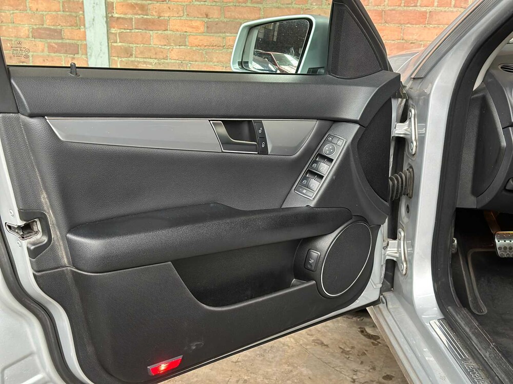 Mercedes-Benz C180 CDI Business Class Avantgarde 120pk 2013 C-klasse, 20-ZVX-8