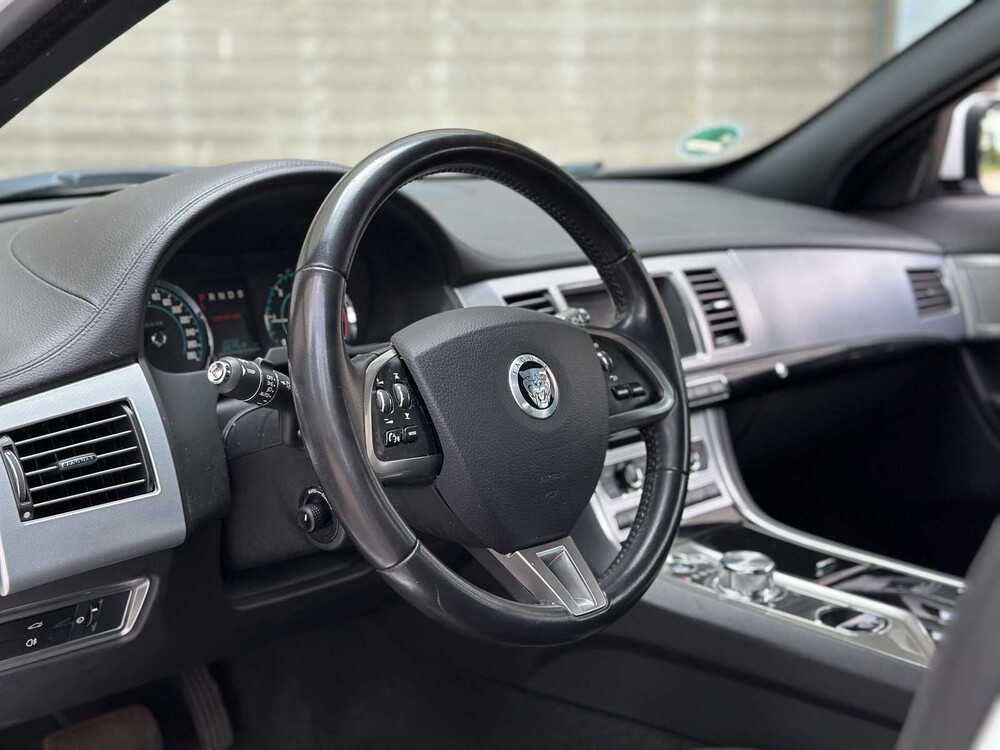 Jaguar XF 2.2D 168pk 2012 (Origineel-NL), 31-XRG-7