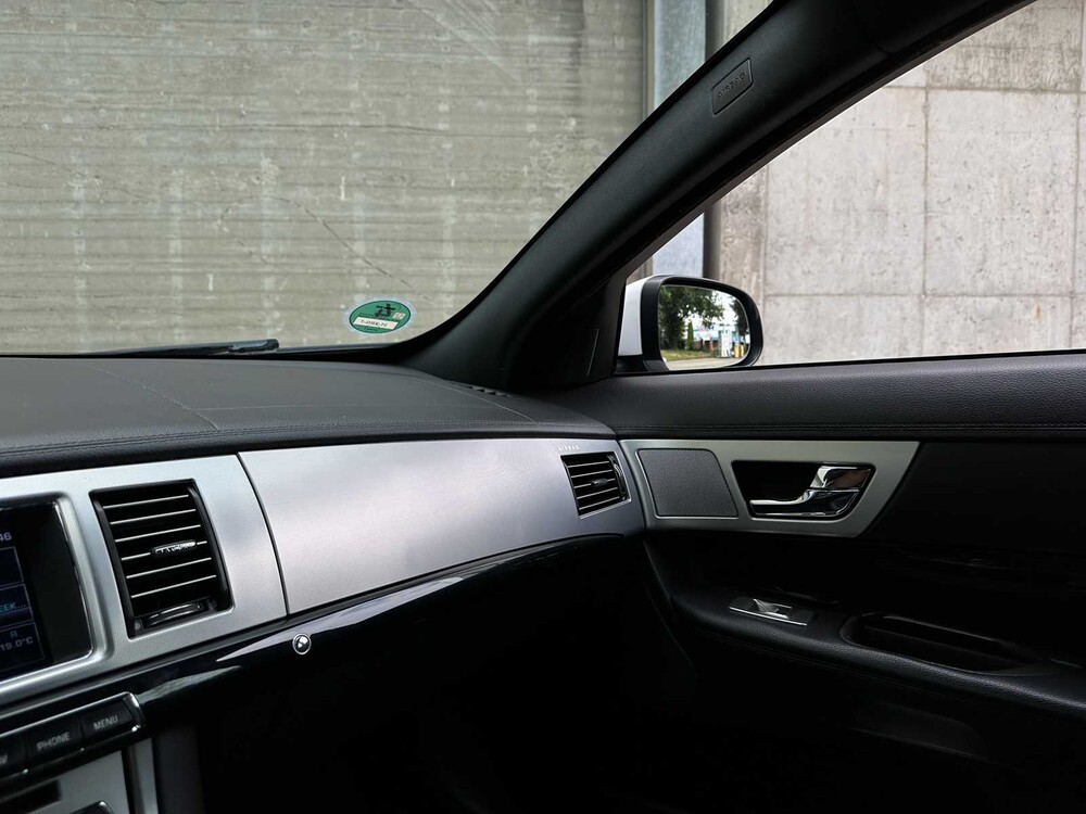 Jaguar XF 2.2D 168pk 2012 (Origineel-NL), 31-XRG-7