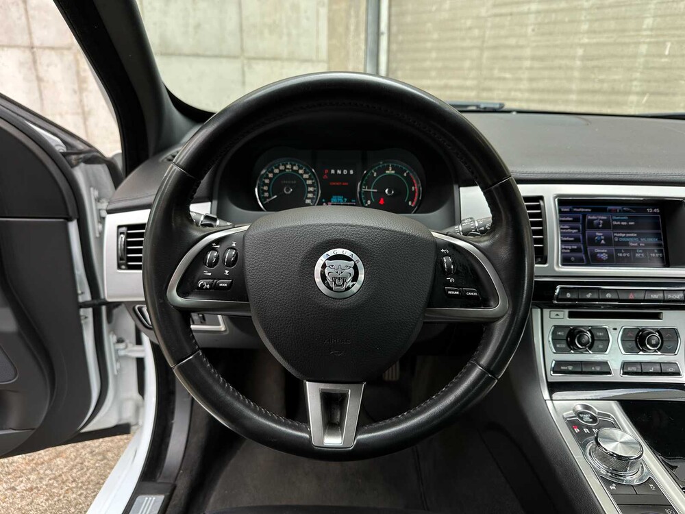 Jaguar XF 2.2D 168pk 2012 (Origineel-NL), 31-XRG-7