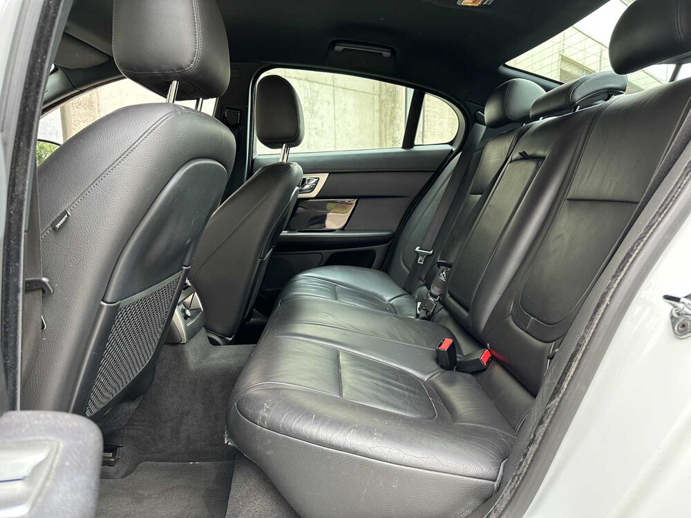 Jaguar XF 2.2D 168pk 2012 (Origineel-NL), 31-XRG-7