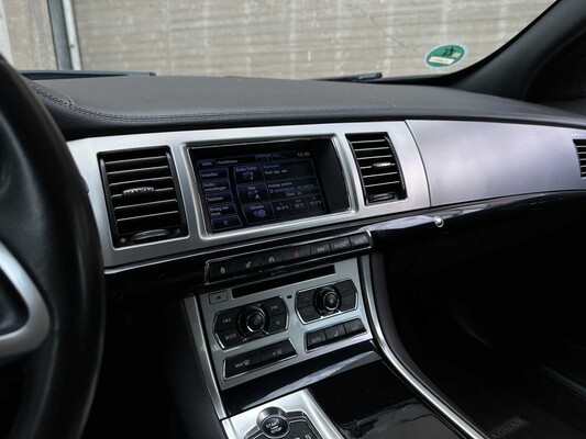 Jaguar XF 2.2D 168pk 2012 (Origineel-NL), 31-XRG-7
