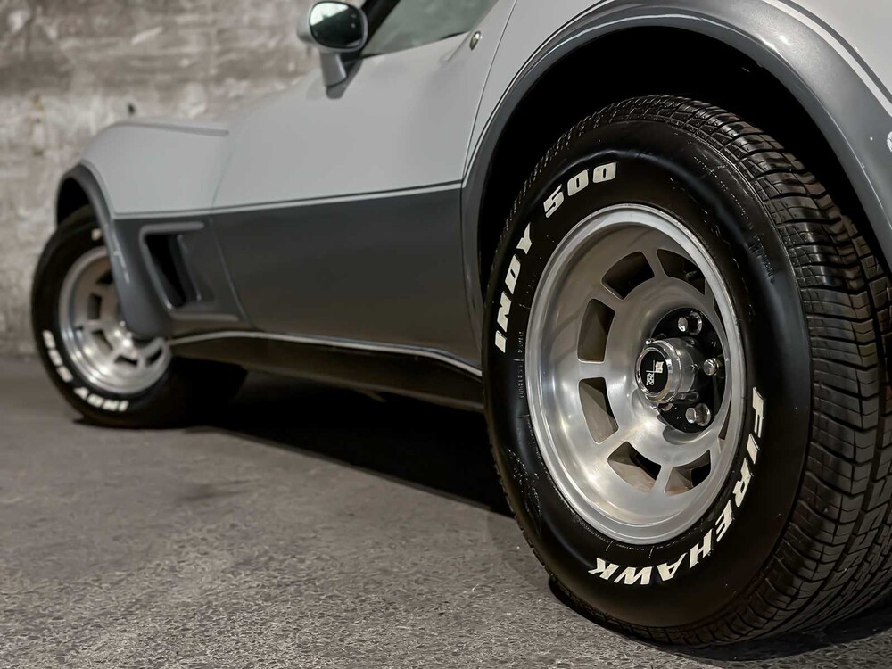 Chevrolet Corvette 5.7 V8 Convertible Two-Tone L-82 ANNIVERSARY EDITION 1 YZ 87 194pk 1978, 15-XXL-9