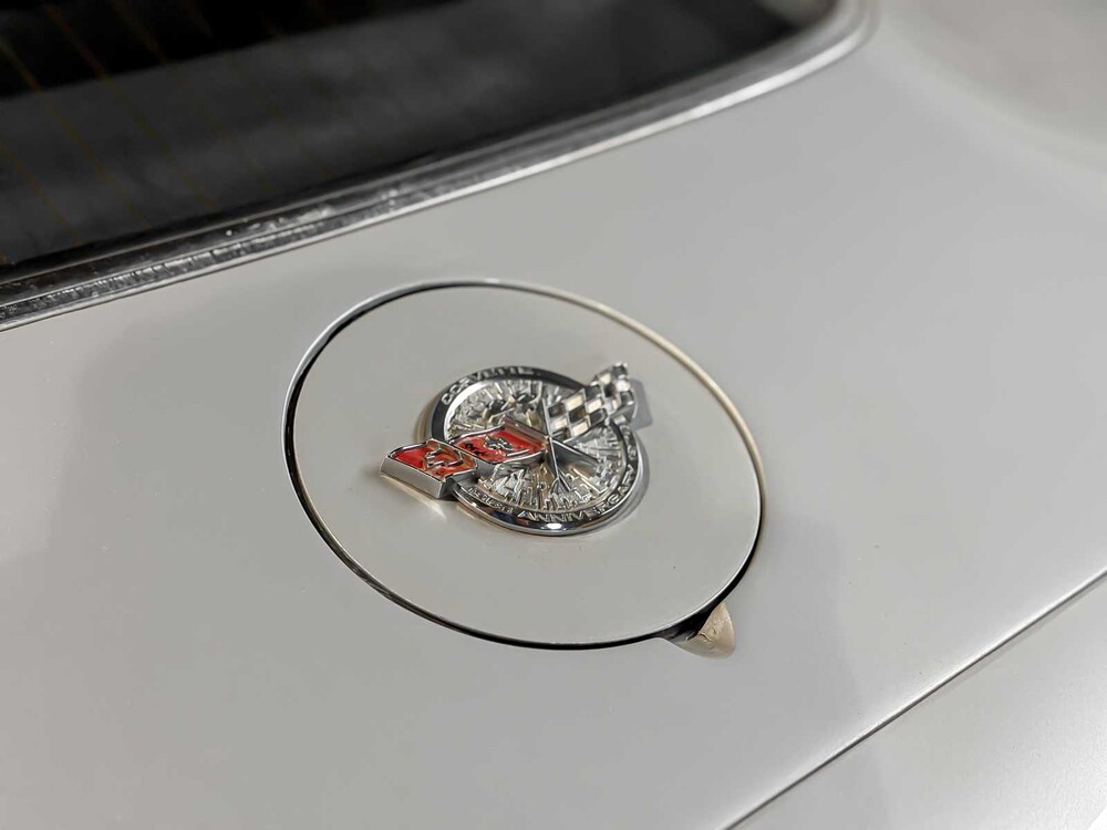 Chevrolet Corvette 5.7 V8 Convertible Two-Tone L-82 ANNIVERSARY EDITION 1 YZ 87 194pk 1978, 15-XXL-9