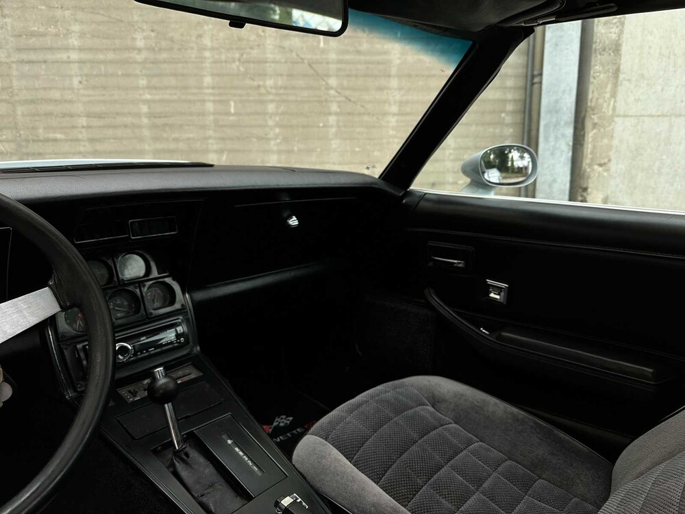 Chevrolet Corvette 5.7 V8 Convertible Two-Tone L-82 ANNIVERSARY EDITION 1 YZ 87 194pk 1978, 15-XXL-9