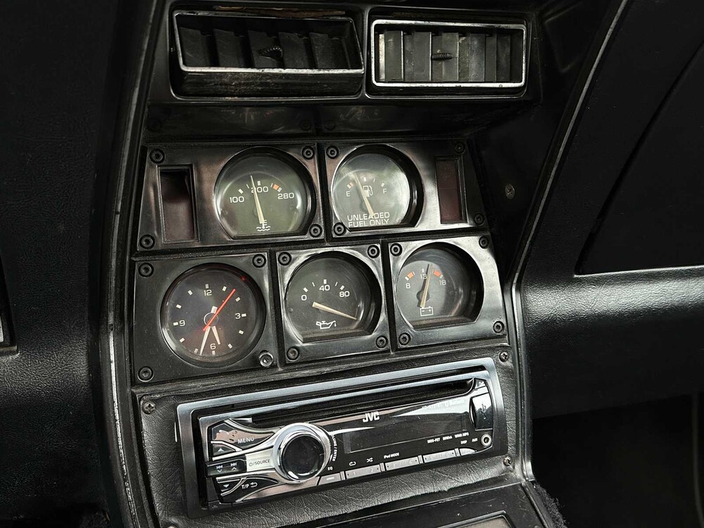 Chevrolet Corvette 5.7 V8 Convertible Two-Tone L-82 ANNIVERSARY EDITION 1 YZ 87 194pk 1978, 15-XXL-9