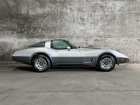 Chevrolet Corvette 5.7 V8 Convertible Two-Tone L-82 ANNIVERSARY EDITION 1 YZ 87 194pk 1978, 15-XXL-9
