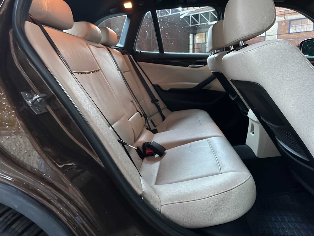 BMW X1 xDrive28i Executive 258pk 2009, 51-NVZ-9