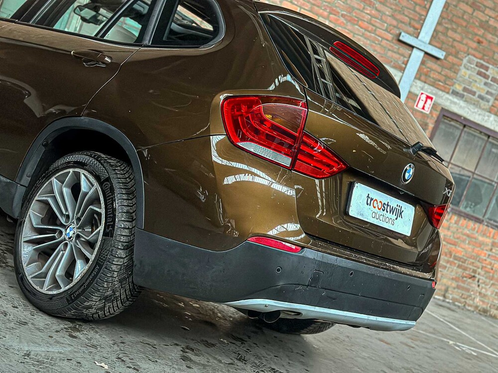 BMW X1 xDrive28i Executive 258pk 2009, 51-NVZ-9