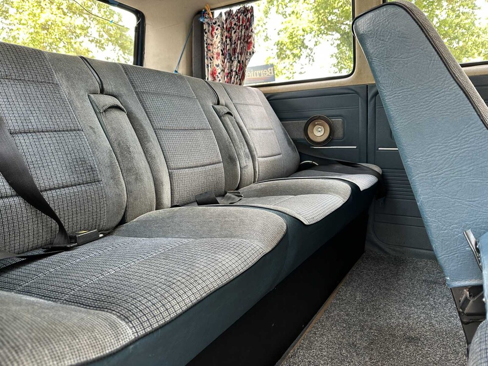 Volkswagen Caravelle C T2 1.9 57kW 77pk 1988 (Origineel-NL), SX-24-LX
